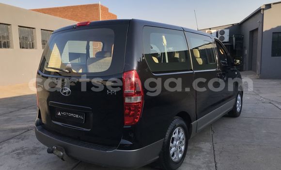 Nunua Ilio tumika Hyundai H1 Black Gari ndani ya Ezulwini nchini Hhohho Nunua Ilio tumika Hyundai H1 Black Gari ndani ya Ezulwini nchini Hhohho