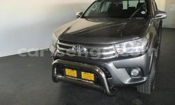 Nunua Ilio tumika Toyota Hilux Black Gari ndani ya Manzini nchini Manzini Nunua Ilio tumika Toyota Hilux Black Gari ndani ya Manzini nchini Manzini