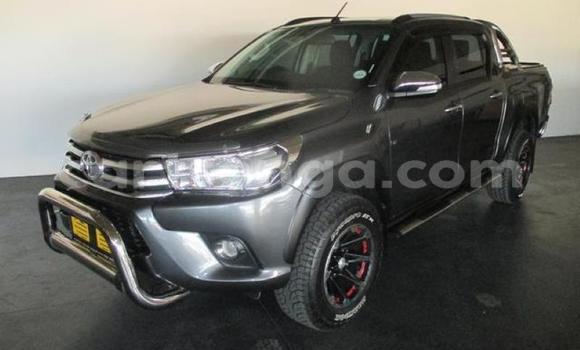 Nunua Ilio tumika Toyota Hilux Black Gari ndani ya Manzini nchini Manzini Nunua Ilio tumika Toyota Hilux Black Gari ndani ya Manzini nchini Manzini