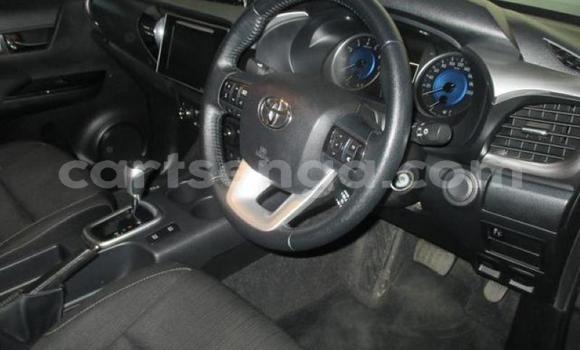 Nunua Ilio tumika Toyota Hilux Black Gari ndani ya Manzini nchini Manzini Nunua Ilio tumika Toyota Hilux Black Gari ndani ya Manzini nchini Manzini