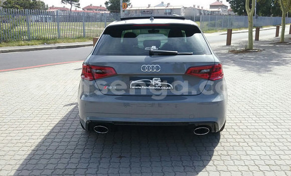 Nunua Ilio tumika Audi RS3 Silver Gari ndani ya Ezulwini nchini Hhohho Nunua Ilio tumika Audi RS3 Silver Gari ndani ya Ezulwini nchini Hhohho