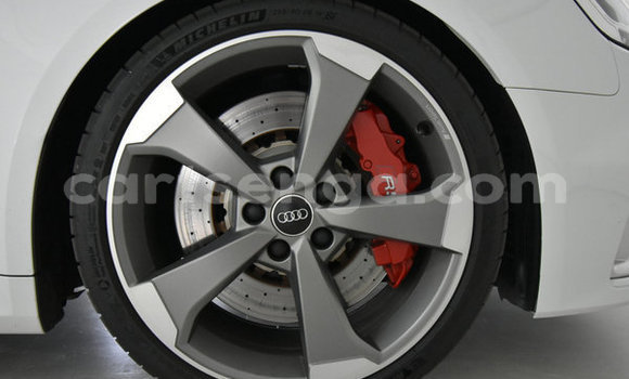 Nunua Ilio tumika Audi RS3 White Gari ndani ya Ezulwini nchini Hhohho Nunua Ilio tumika Audi RS3 White Gari ndani ya Ezulwini nchini Hhohho