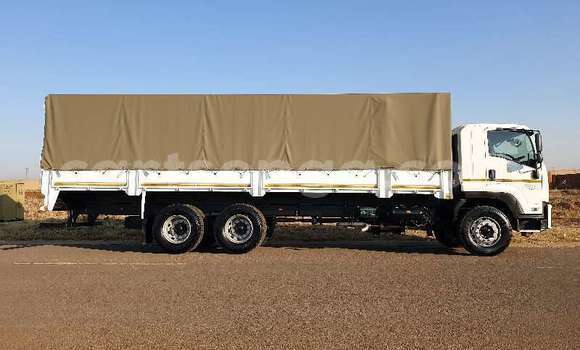 Nunua Ilio tumika Isuzu FTR 850 White Lori ndani ya Manzini nchini Manzini Nunua Ilio tumika Isuzu FTR 850 White Lori ndani ya Manzini nchini Manzini