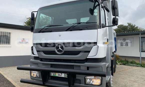 Nunua Ilio tumika Mercedes‒Benz Arocs White Lori ndani ya Manzini nchini Manzini Nunua Ilio tumika Mercedes‒Benz Arocs White Lori ndani ya Manzini nchini Manzini