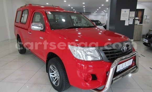Buy Used Toyota Hilux Red Car in Ezulwini in Hhohho Buy Used Toyota Hilux Red Car in Ezulwini in Hhohho