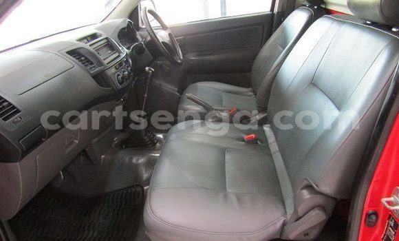 Buy Used Toyota Hilux Red Car in Ezulwini in Hhohho Buy Used Toyota Hilux Red Car in Ezulwini in Hhohho