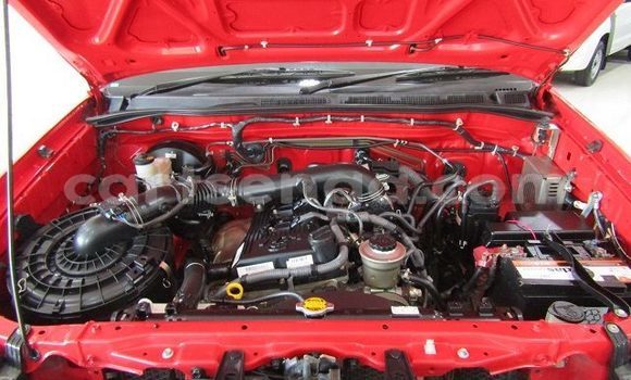 Buy Used Toyota Hilux Red Car in Ezulwini in Hhohho Buy Used Toyota Hilux Red Car in Ezulwini in Hhohho
