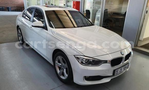 Nunua Ilio tumika BMW 3–Series White Gari ndani ya Manzini nchini Manzini Nunua Ilio tumika BMW 3–Series White Gari ndani ya Manzini nchini Manzini