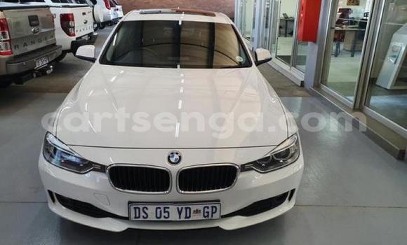 Nunua Ilio tumika BMW 3–Series White Gari ndani ya Manzini nchini Manzini Nunua Ilio tumika BMW 3–Series White Gari ndani ya Manzini nchini Manzini