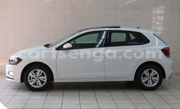 Buy Used Volkswagen Polo White Car in Ezulwini in Hhohho Buy Used Volkswagen Polo White Car in Ezulwini in Hhohho