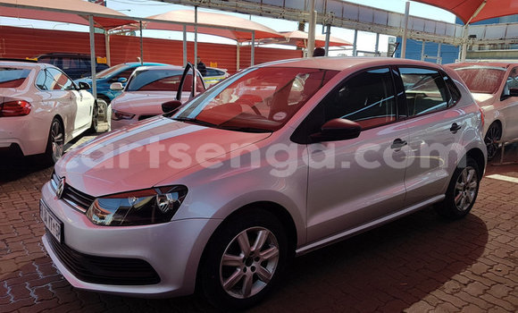 Acheter Occasion Voiture Volkswagen Polo Gris à Bulembu, Hhohho Acheter Occasion Voiture Volkswagen Polo Gris à Bulembu, Hhohho