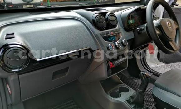 Nunua Ilio tumika Chevrolet Corsa White Gari ndani ya Manzini nchini Manzini Nunua Ilio tumika Chevrolet Corsa White Gari ndani ya Manzini nchini Manzini