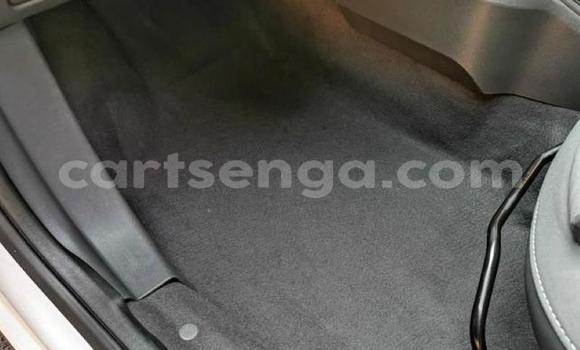 Nunua Ilio tumika Chevrolet Corsa White Gari ndani ya Manzini nchini Manzini Nunua Ilio tumika Chevrolet Corsa White Gari ndani ya Manzini nchini Manzini