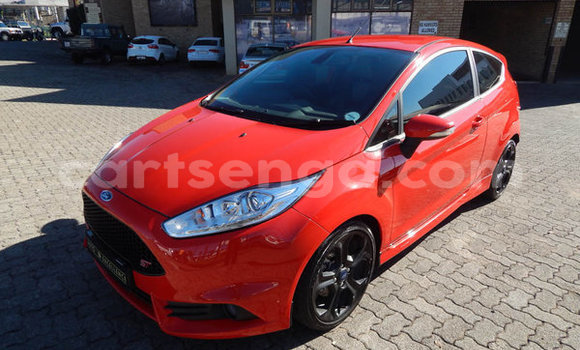 Nunua Ilio tumika Ford Fiesta ST Red Gari ndani ya Ezulwini nchini Hhohho Nunua Ilio tumika Ford Fiesta ST Red Gari ndani ya Ezulwini nchini Hhohho