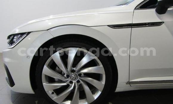 Nunua Ilio tumika Volkswagen Arteon White Gari ndani ya Manzini nchini Manzini Nunua Ilio tumika Volkswagen Arteon White Gari ndani ya Manzini nchini Manzini