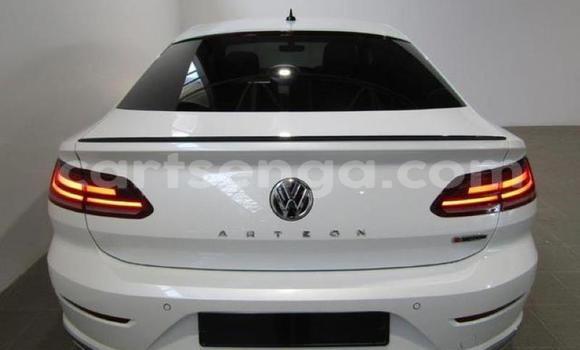 Nunua Ilio tumika Volkswagen Arteon White Gari ndani ya Manzini nchini Manzini Nunua Ilio tumika Volkswagen Arteon White Gari ndani ya Manzini nchini Manzini