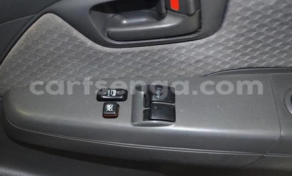 Nunua Ilio tumika Toyota Hilux White Gari ndani ya Manzini nchini Manzini Nunua Ilio tumika Toyota Hilux White Gari ndani ya Manzini nchini Manzini