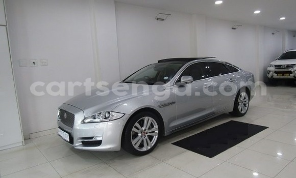 Buy Used Jaguar XJ Silver Car in Ezulwini in Hhohho Buy Used Jaguar XJ Silver Car in Ezulwini in Hhohho