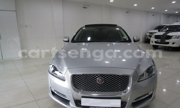 Buy Used Jaguar XJ Silver Car in Ezulwini in Hhohho Buy Used Jaguar XJ Silver Car in Ezulwini in Hhohho
