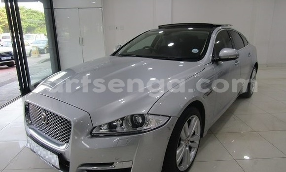Buy Used Jaguar XJ Silver Car in Ezulwini in Hhohho Buy Used Jaguar XJ Silver Car in Ezulwini in Hhohho