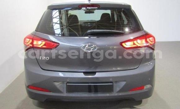 Nunua Ilio tumika Hyundai i20 Beige Gari ndani ya Manzini nchini Manzini Nunua Ilio tumika Hyundai i20 Beige Gari ndani ya Manzini nchini Manzini