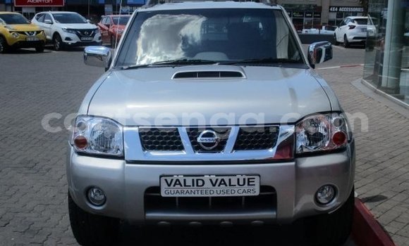 Nunua Ilio tumika Nissan NP 300 Silver Gari ndani ya Ezulwini nchini Hhohho Nunua Ilio tumika Nissan NP 300 Silver Gari ndani ya Ezulwini nchini Hhohho