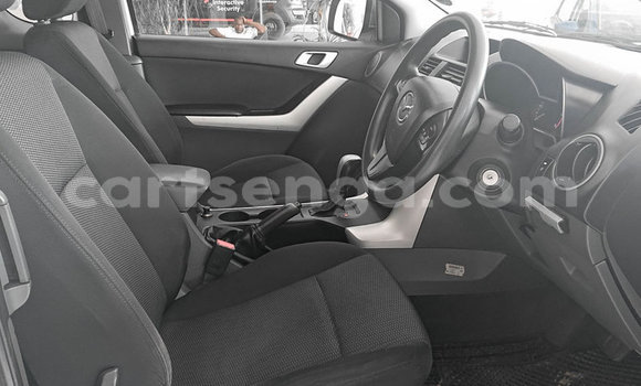 Acheter Occasion Voiture Mazda BT-50 Blanc à Ezulwini, Hhohho Acheter Occasion Voiture Mazda BT-50 Blanc à Ezulwini, Hhohho