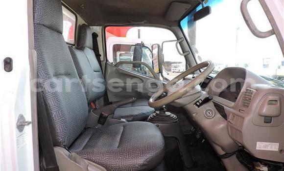 Nunua Ilio tumika Toyota Dyna White Lori ndani ya Big Bend nchini Wilaya ya Lubombo Nunua Ilio tumika Toyota Dyna White Lori ndani ya Big Bend nchini Wilaya ya Lubombo
