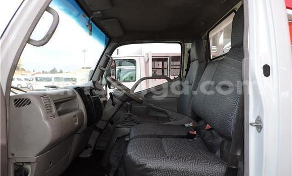 Nunua Ilio tumika Toyota Dyna White Lori ndani ya Big Bend nchini Wilaya ya Lubombo Nunua Ilio tumika Toyota Dyna White Lori ndani ya Big Bend nchini Wilaya ya Lubombo