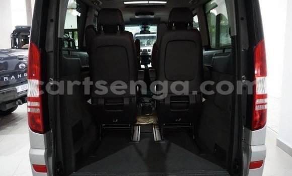 Buy Used Mercedes‒Benz Viano Silver Car in Ezulwini in Hhohho Buy Used Mercedes‒Benz Viano Silver Car in Ezulwini in Hhohho