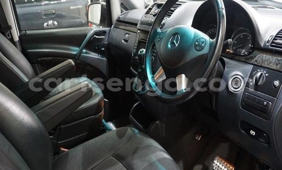 Buy Used Mercedes‒Benz Viano Silver Car in Ezulwini in Hhohho Buy Used Mercedes‒Benz Viano Silver Car in Ezulwini in Hhohho