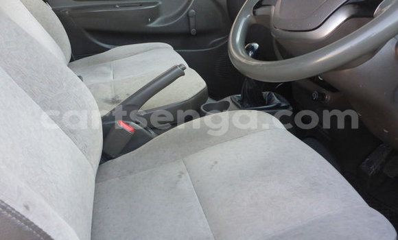 Acheter Occasion Voiture Hyundai H1 Blanc à Hlatikulu, Shiselweni District Acheter Occasion Voiture Hyundai H1 Blanc à Hlatikulu, Shiselweni District