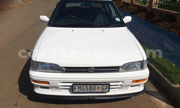 Acheter Occasion Voiture Toyota Tundra Blanc à Ezulwini, Hhohho Acheter Occasion Voiture Toyota Tundra Blanc à Ezulwini, Hhohho