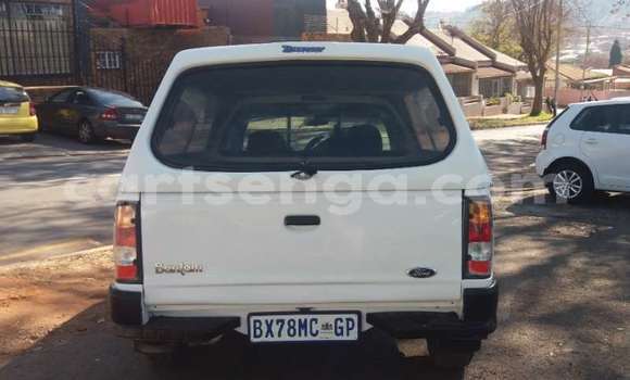 Buy Used Ford Contour White Car in Bhunya in Manzini Buy Used Ford Contour White Car in Bhunya in Manzini