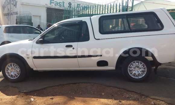Buy Used Ford Contour White Car in Bhunya in Manzini Buy Used Ford Contour White Car in Bhunya in Manzini