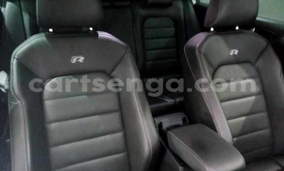 Buy Used Volkswagen Golf R White Car in Bhunya in Manzini Buy Used Volkswagen Golf R White Car in Bhunya in Manzini