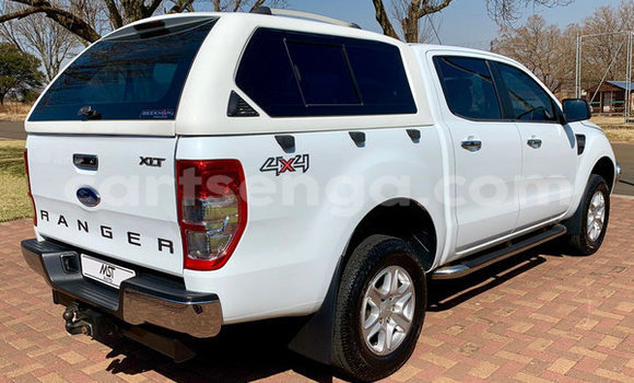 Nunua Ilio tumika Ford Ranger White Gari ndani ya Bulembu nchini Hhohho Nunua Ilio tumika Ford Ranger White Gari ndani ya Bulembu nchini Hhohho