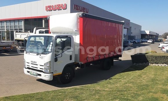 Acheter Occasion Utilitaire Isuzu FTR 850 Blanc à Ezulwini, Hhohho Acheter Occasion Utilitaire Isuzu FTR 850 Blanc à Ezulwini, Hhohho