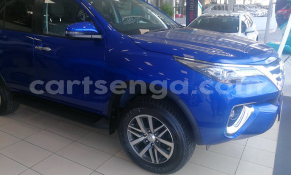 Nunua Ilio tumika Toyota Fortuner Blue Gari ndani ya Ezulwini nchini Hhohho Nunua Ilio tumika Toyota Fortuner Blue Gari ndani ya Ezulwini nchini Hhohho