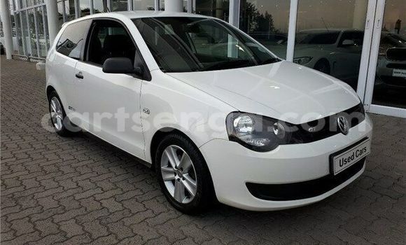Buy Used Volkswagen Polo White Car in Ezulwini in Hhohho Buy Used Volkswagen Polo White Car in Ezulwini in Hhohho