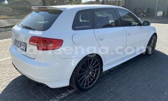 Acheter Occasion Voiture Audi RS3 Blanc à Mbabane, Manzini Acheter Occasion Voiture Audi RS3 Blanc à Mbabane, Manzini