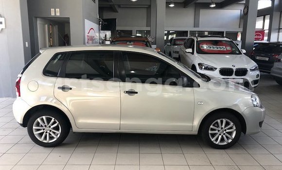 Nunua Ilio tumika Volkswagen Polo Silver Gari ndani ya Bulembu nchini Hhohho Nunua Ilio tumika Volkswagen Polo Silver Gari ndani ya Bulembu nchini Hhohho