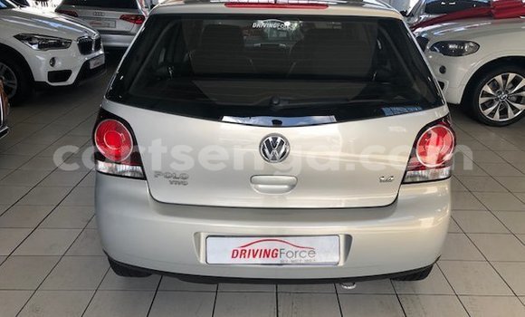 Nunua Ilio tumika Volkswagen Polo Silver Gari ndani ya Bulembu nchini Hhohho Nunua Ilio tumika Volkswagen Polo Silver Gari ndani ya Bulembu nchini Hhohho