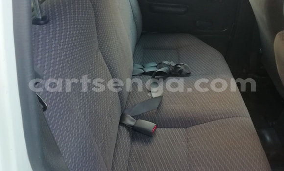 Nunua Ilio tumika Nissan NP 300 White Gari ndani ya Big Bend nchini Wilaya ya Lubombo Nunua Ilio tumika Nissan NP 300 White Gari ndani ya Big Bend nchini Wilaya ya Lubombo