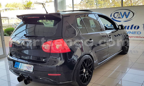 Nunua Ilio tumika Volkswagen Golf Black Gari ndani ya Bulembu nchini Hhohho Nunua Ilio tumika Volkswagen Golf Black Gari ndani ya Bulembu nchini Hhohho