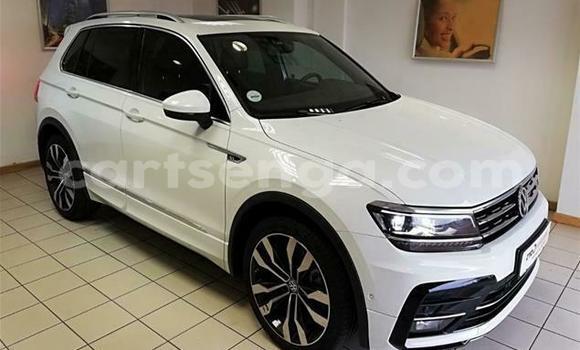 Nunua Ilio tumika Volkswagen Tiguan White Gari ndani ya Ezulwini nchini Hhohho Nunua Ilio tumika Volkswagen Tiguan White Gari ndani ya Ezulwini nchini Hhohho