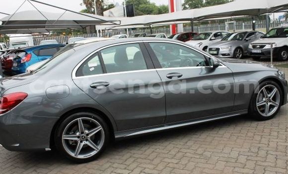 Nunua Ilio tumika Mercedes‒Benz C-klasse Silver Gari ndani ya Bulembu nchini Hhohho Nunua Ilio tumika Mercedes‒Benz C-klasse Silver Gari ndani ya Bulembu nchini Hhohho