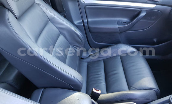 Nunua Ilio tumika Volkswagen Golf Silver Gari ndani ya Ezulwini nchini Hhohho Nunua Ilio tumika Volkswagen Golf Silver Gari ndani ya Ezulwini nchini Hhohho