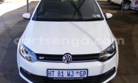 Nunua Ilio tumika Volkswagen Polo White Gari ndani ya Lavumisa nchini Wilaya ya Shiselweni Nunua Ilio tumika Volkswagen Polo White Gari ndani ya Lavumisa nchini Wilaya ya Shiselweni