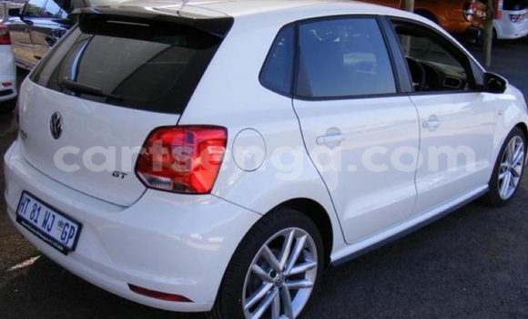 Nunua Ilio tumika Volkswagen Polo White Gari ndani ya Lavumisa nchini Wilaya ya Shiselweni Nunua Ilio tumika Volkswagen Polo White Gari ndani ya Lavumisa nchini Wilaya ya Shiselweni